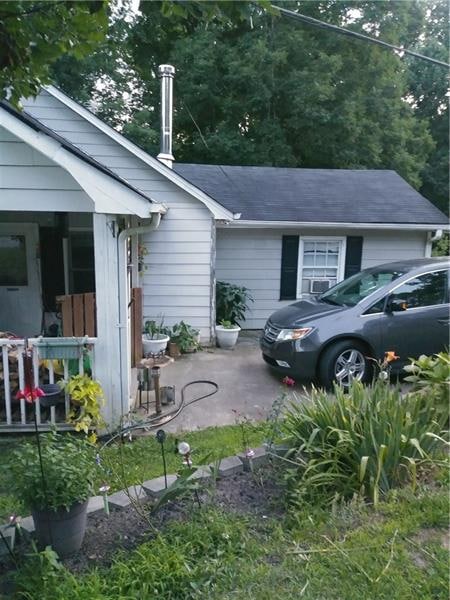 288 Poplar St, Buford, GA 30518 - photo 1