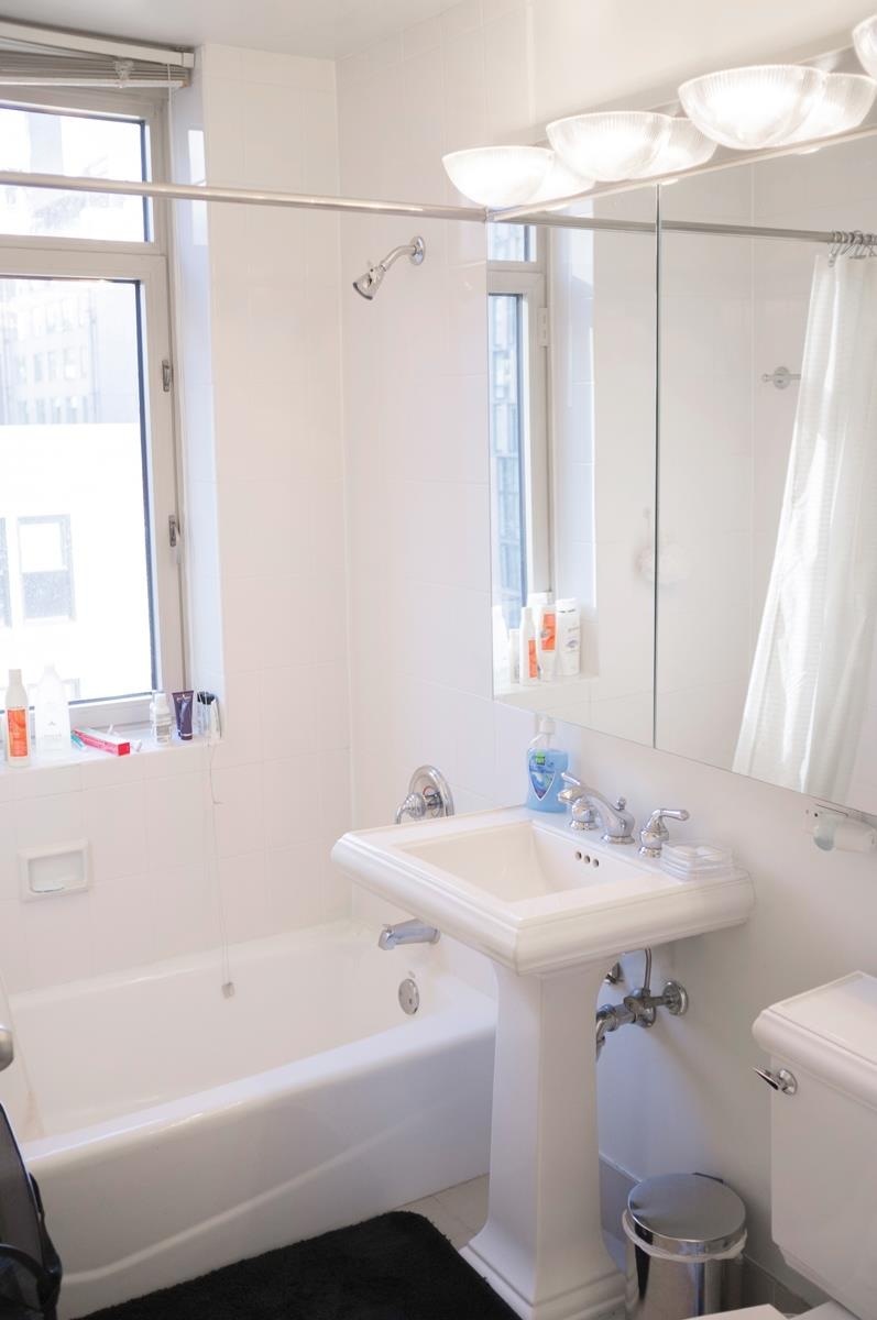 66 W 38th St unit 17J, New York, NY 10018 - photo 1