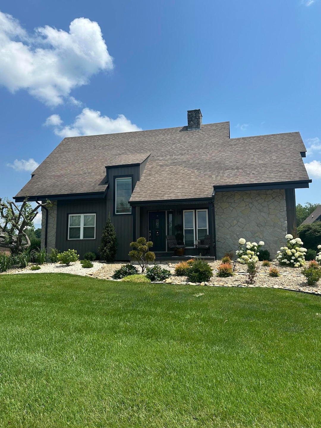 For Sale $562,500 • Co-Listing Agent