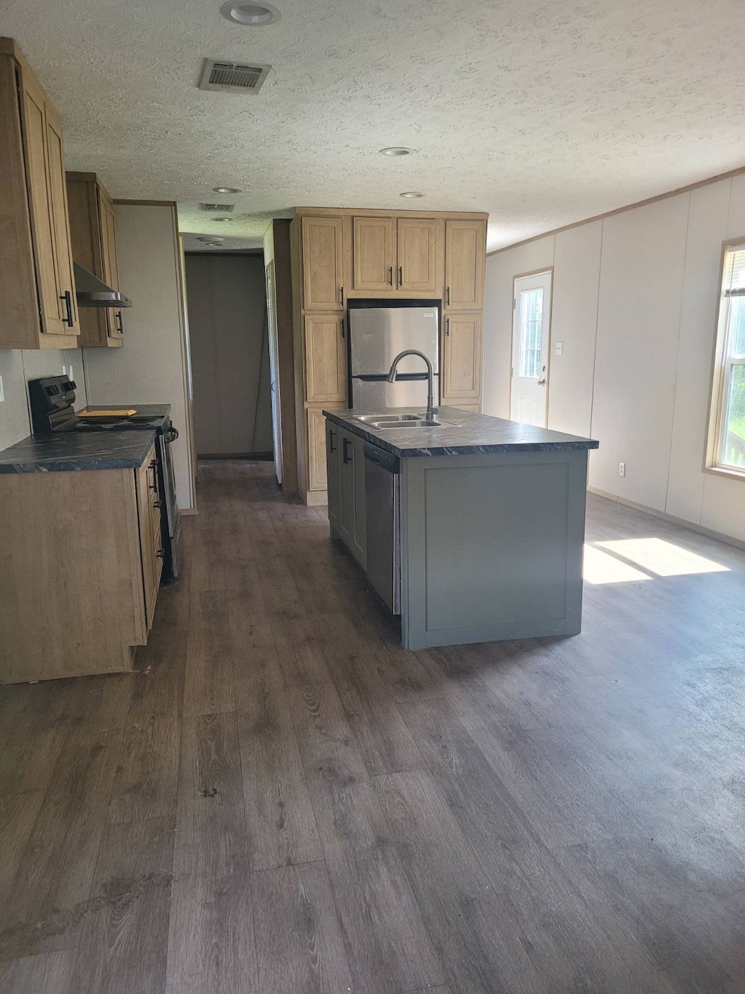 918 Collins Ave unit 36, Warner Robins, GA 31093 - photo 1