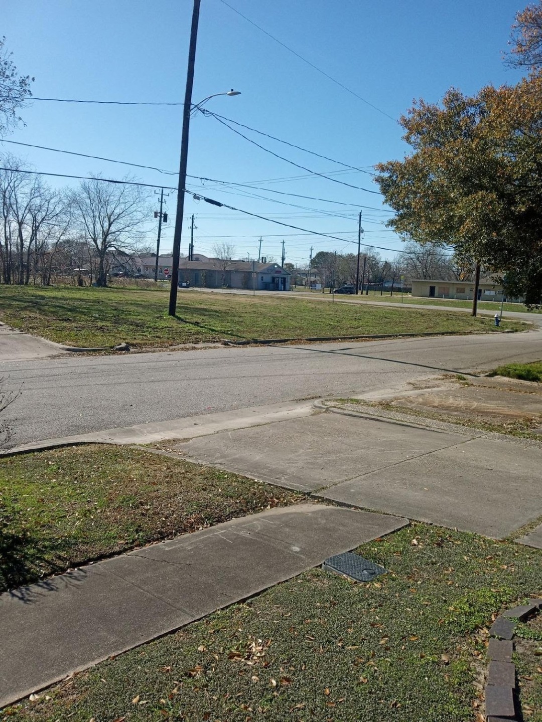 4808 White Rock St, Houston, TX 77033 - photo 1