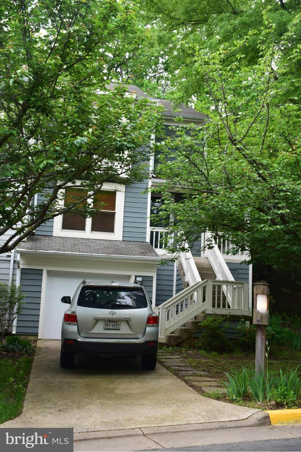 1609 Oak Spring Way, Reston, VA 20190 - photo 1