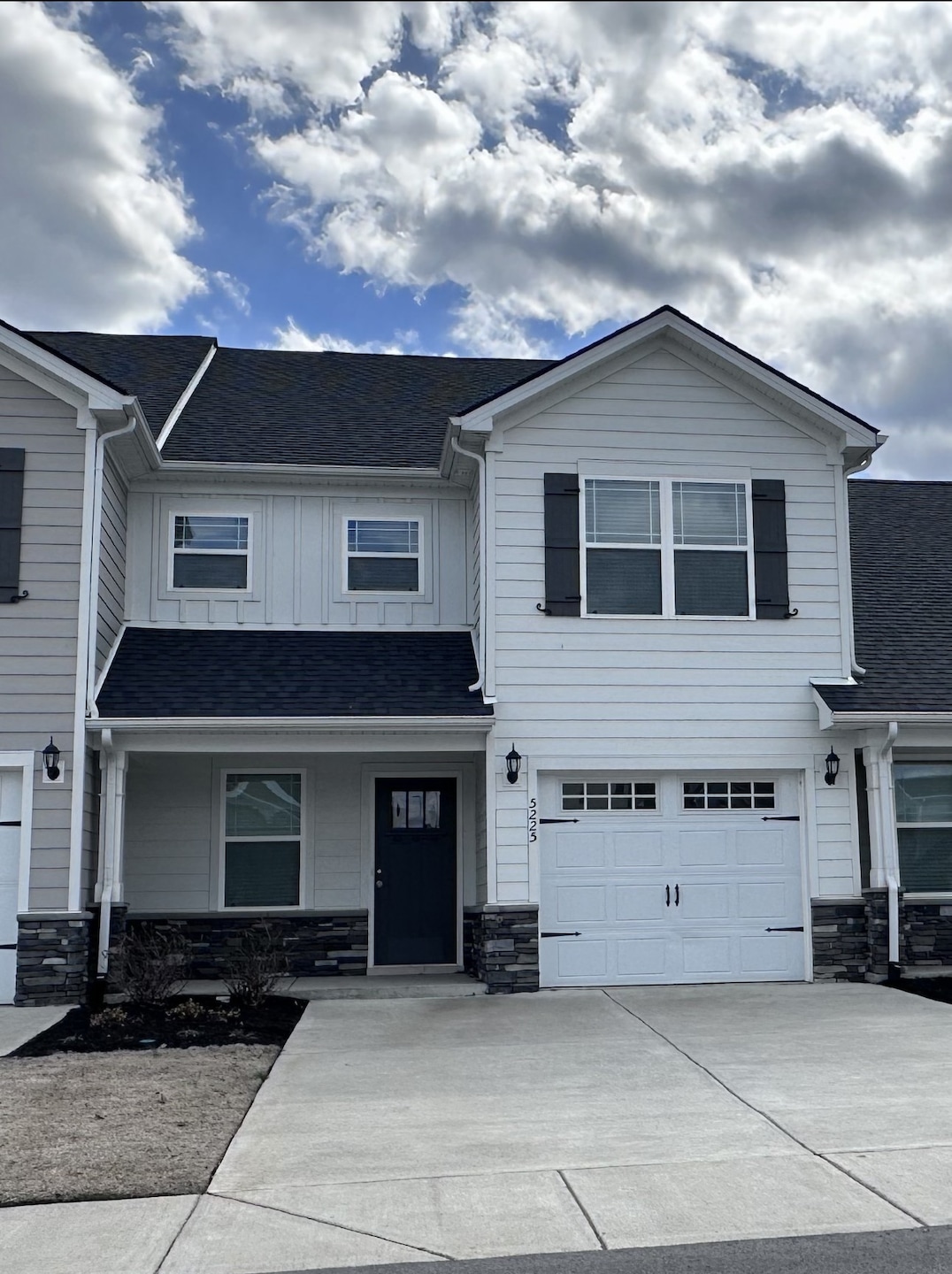 Coming Soon $370,000