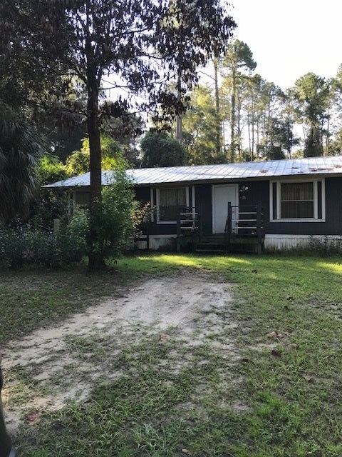45 Powhatan St, Crawfordville, FL 32327 - photo 1