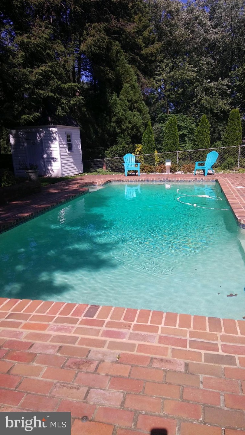 3631 Chain Bridge Rd, Fairfax, VA 22030 - photo 1