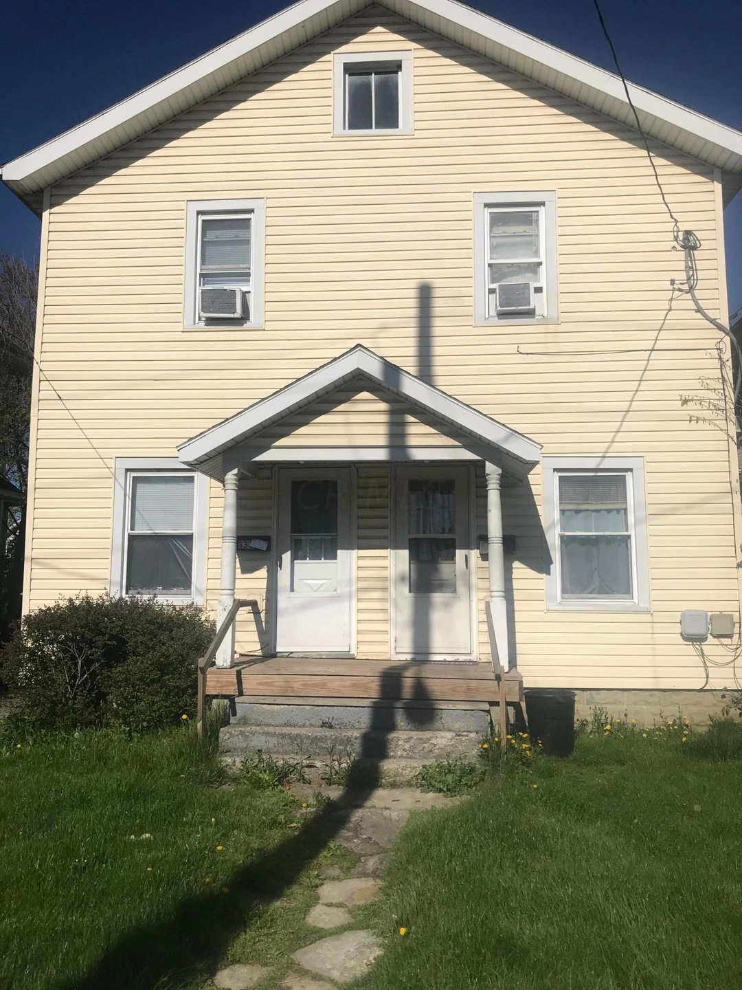 131 Garden St, Marion, OH 43302 - photo 1