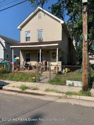 Sold $350,000 • Co-Listing Agent