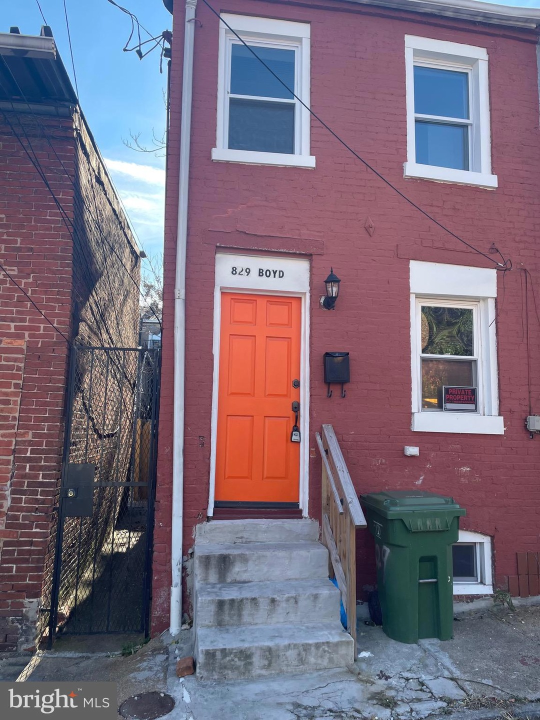 829 Boyd St, Baltimore, MD 21201 - photo 1