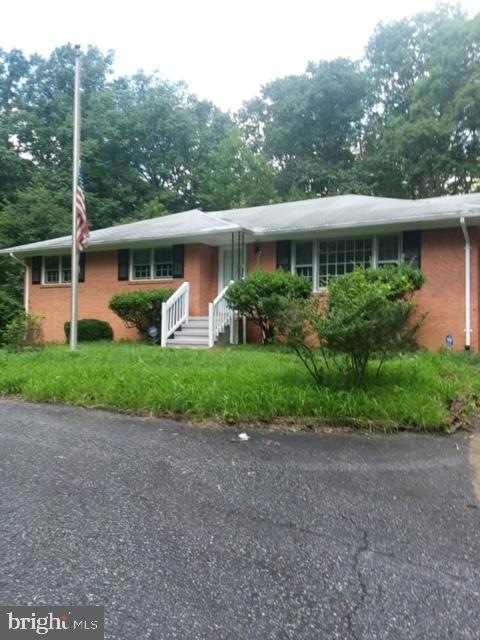 585 Eskimo Hill Rd, Stafford, VA 22554 - photo 1