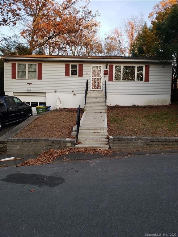 82 Worcester Ave, Waterbury, CT 06705 - photo 1