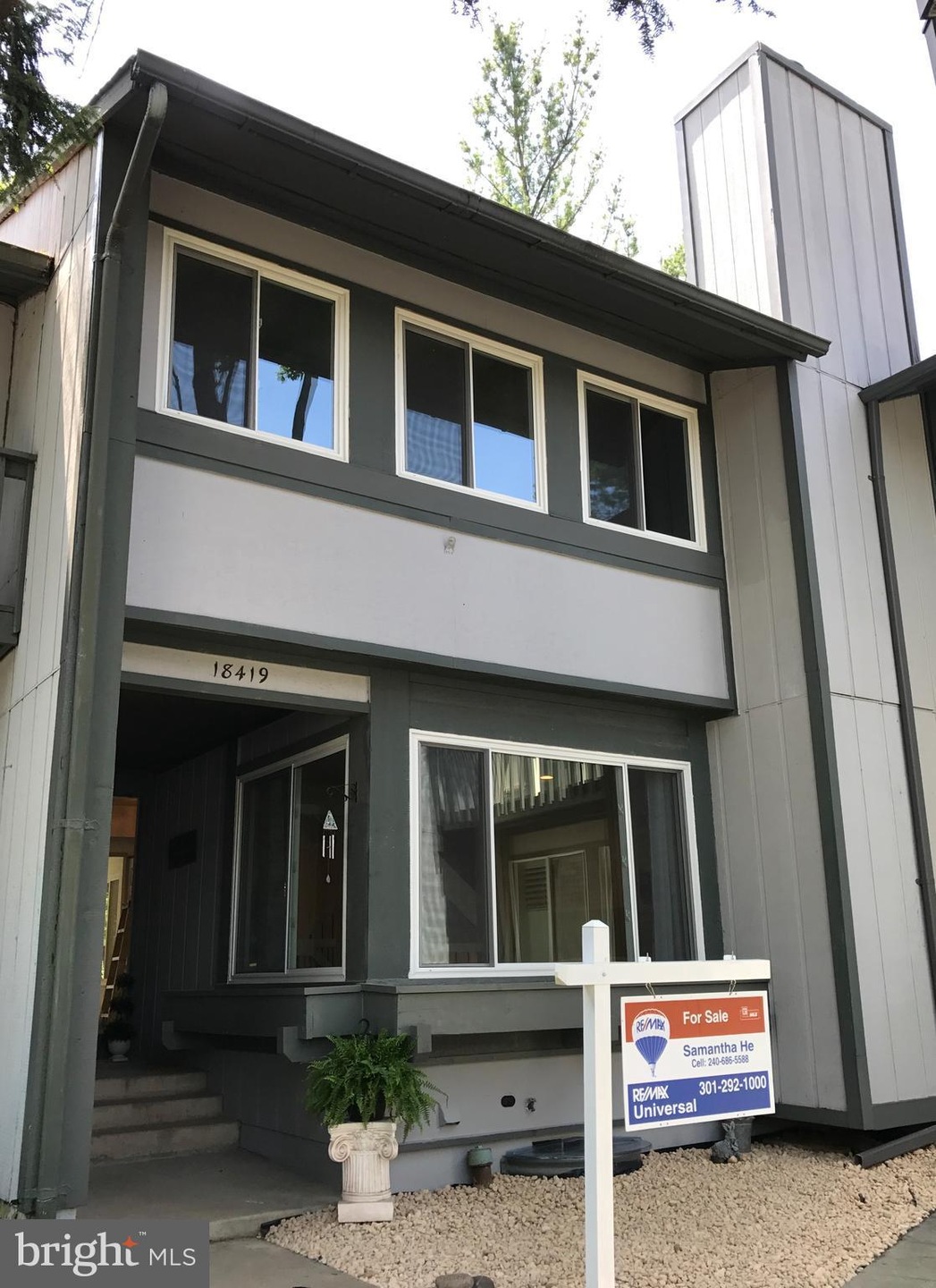 18419 Stone Hollow Dr, Germantown, MD 20874 - photo 1