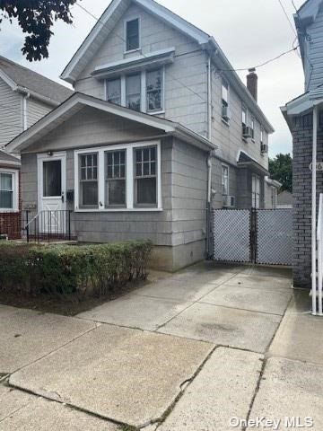 10612 95th Ave, Ozone Park, NY 11416 - photo 1