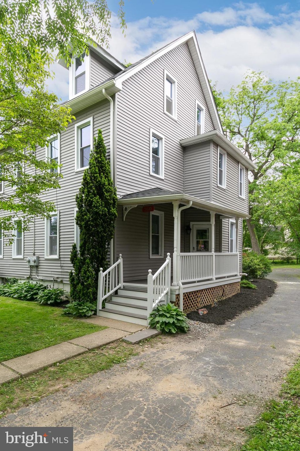 260 262 Linden St, Moorestown, NJ 08057 - photo 1