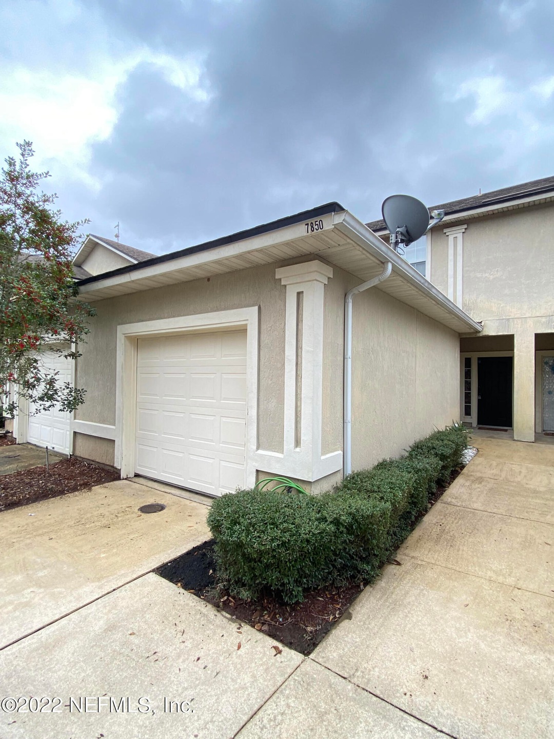 7850 Melvin Rd, Jacksonville, FL 32210 - photo 1