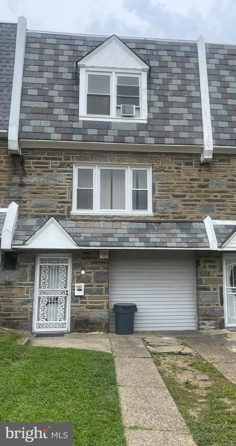 Under Contract $199,999