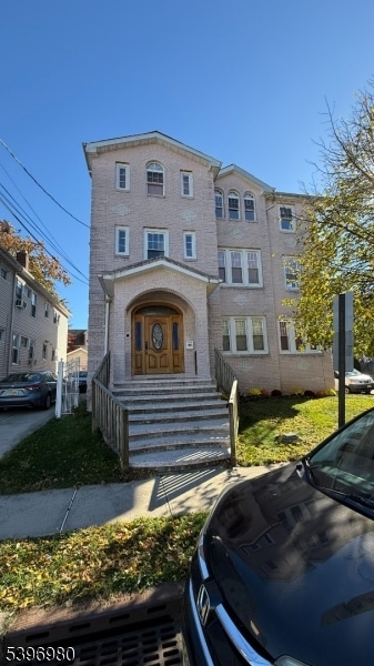 814 Vine St unit 816, Elizabeth, NJ 07202 - photo 1