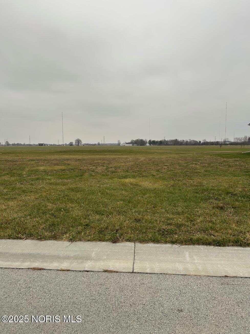 5548 Eagles Landing Dr, Oregon, OH 43616 - photo 1