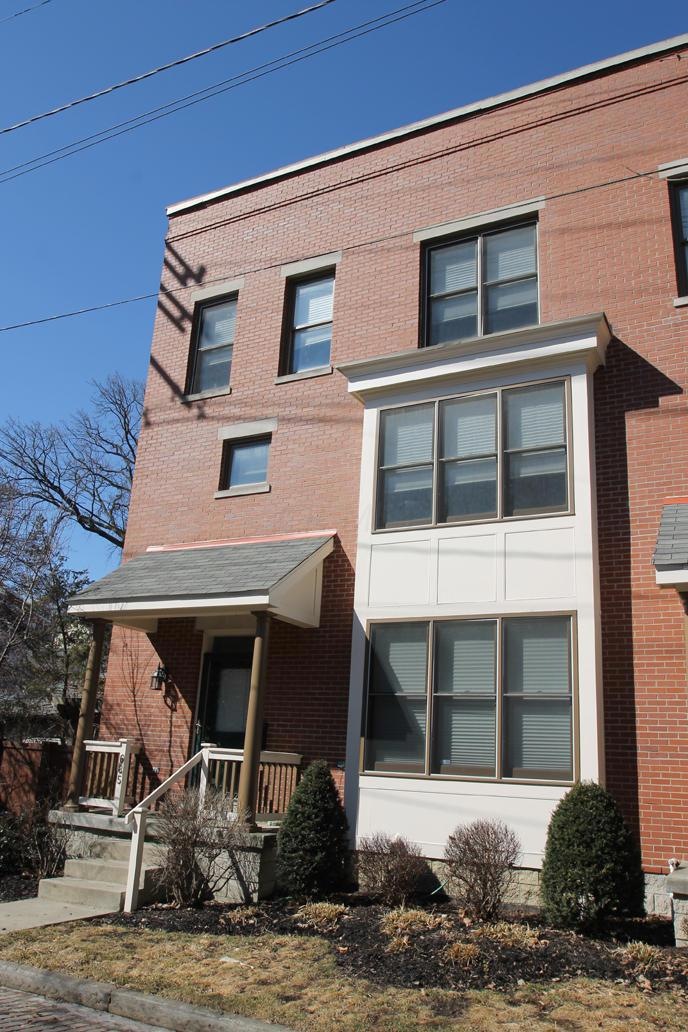 685 Hunter Ave unit 685, Columbus, OH 43215 - photo 1