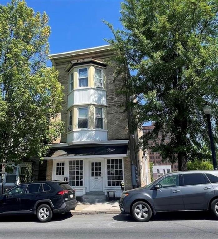 625 E 4th St unit 2nd floor, Bethlehem, PA 18015 - photo 1