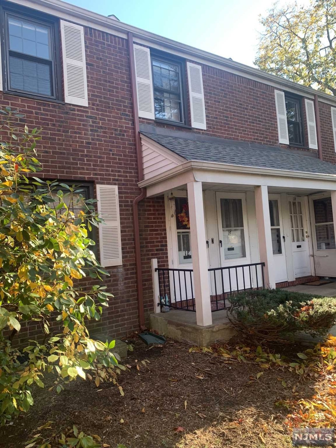 445 Union Ave unit 2F, Rutherford, NJ 07070 - photo 1