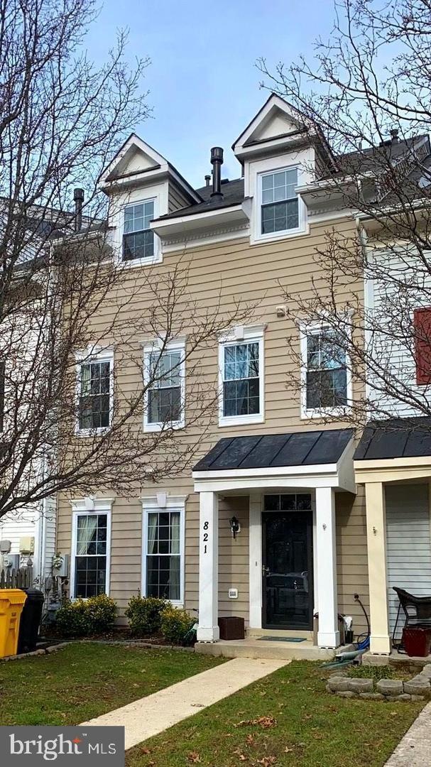 821 Oyster Ct, Odenton, MD 21113 - photo 1