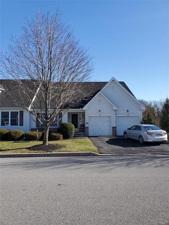 1211 Briarwood Ln, Easton, PA 18040 - photo 1