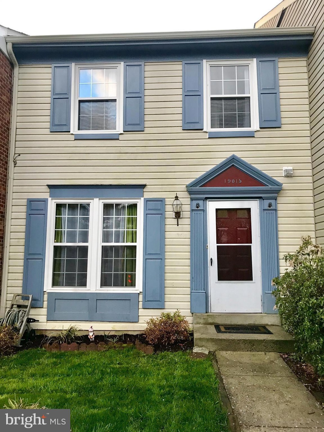 19015 Partridge Wood Dr, Germantown, MD 20874 - photo 1