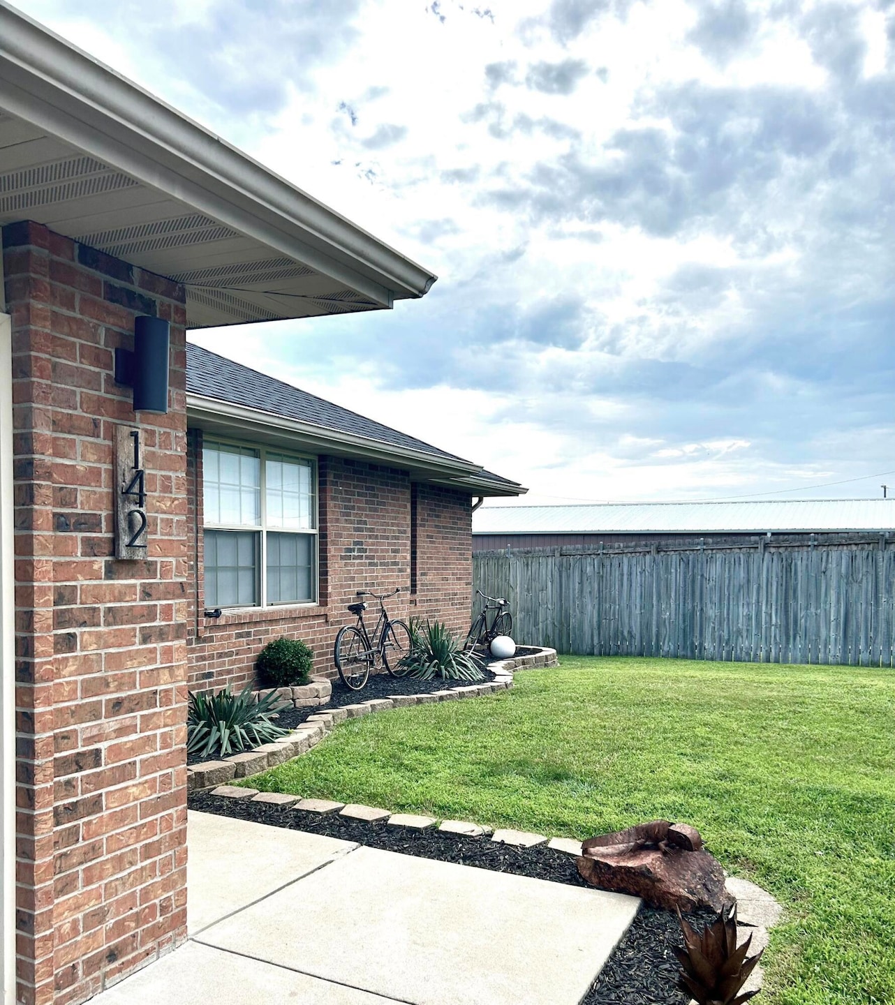 142 W Trail Point Dr, Nixa, MO 65714 - photo 1