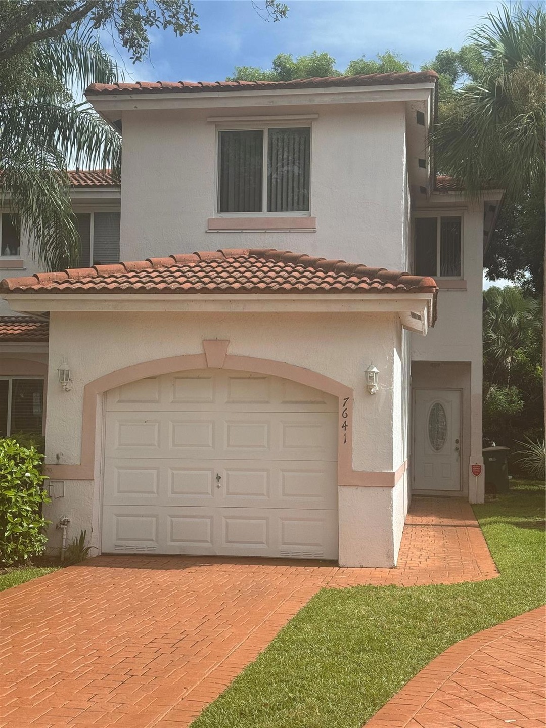 7641 Tamarac Island Cir, Tamarac, FL 33321 - photo 1