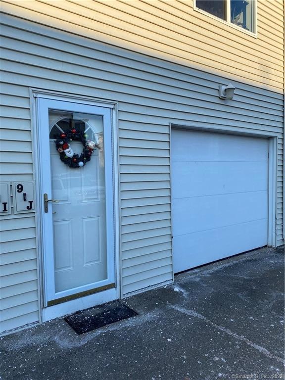 220 Main St unit 9J, New Hartford, CT 06057 - photo 1