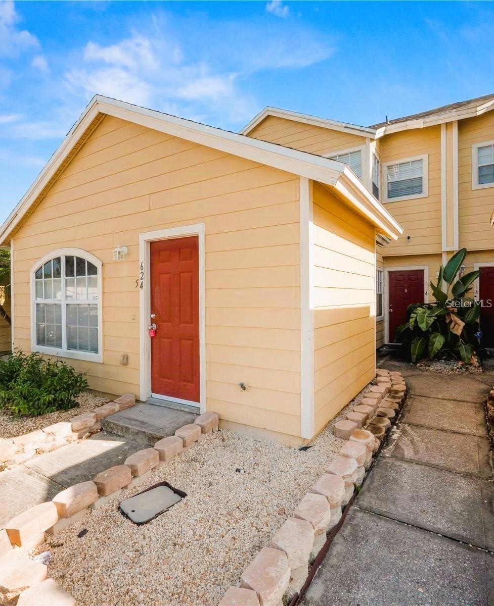 624 Australian Way unit A, Davenport, FL 33897 - photo 1