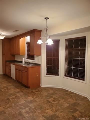 4048 Hereford Ln, Dallas, NC 28034 - photo 1