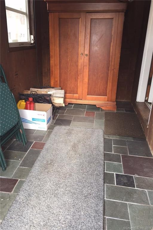 83 Rowley St, Berlin, CT 06037 - photo 1