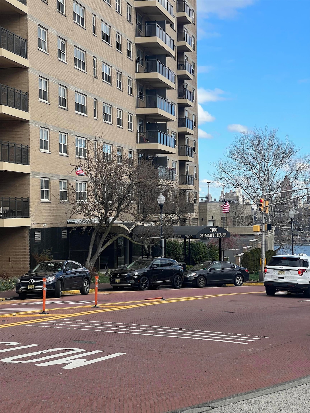 Summit House Apartments unit 5E, Guttenberg, NJ 07093 - photo 1