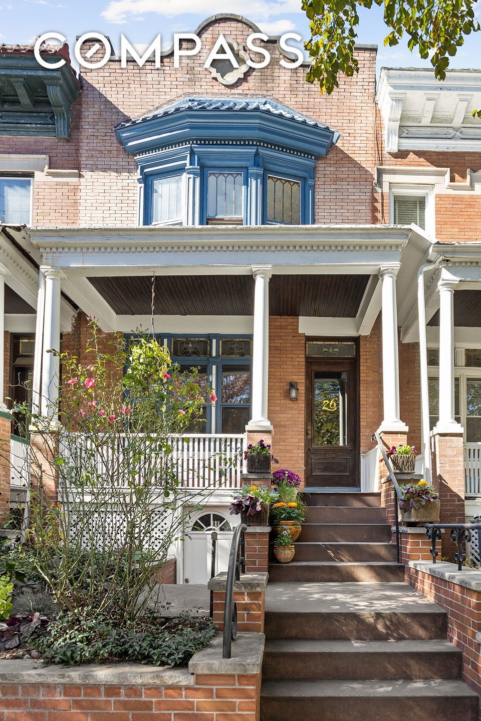 Pending $2,500,000 • Co-Listing Agent