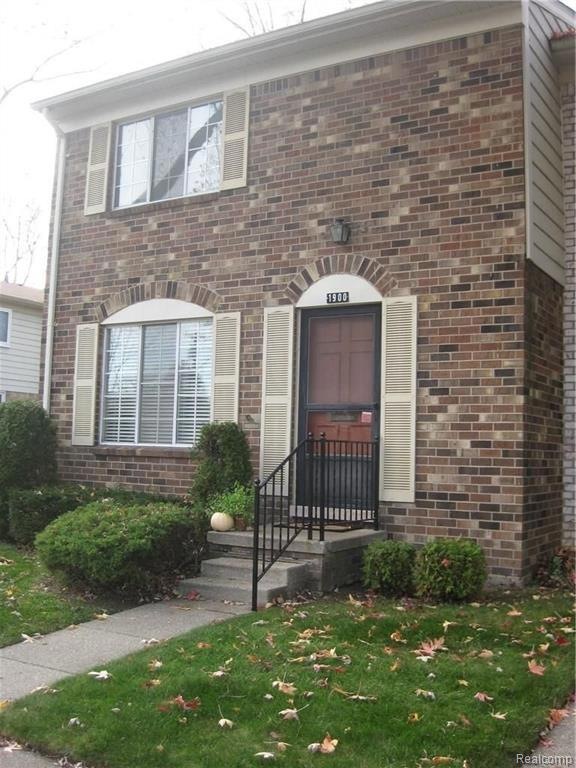 1900 Torquay Avenue, Royal Oak