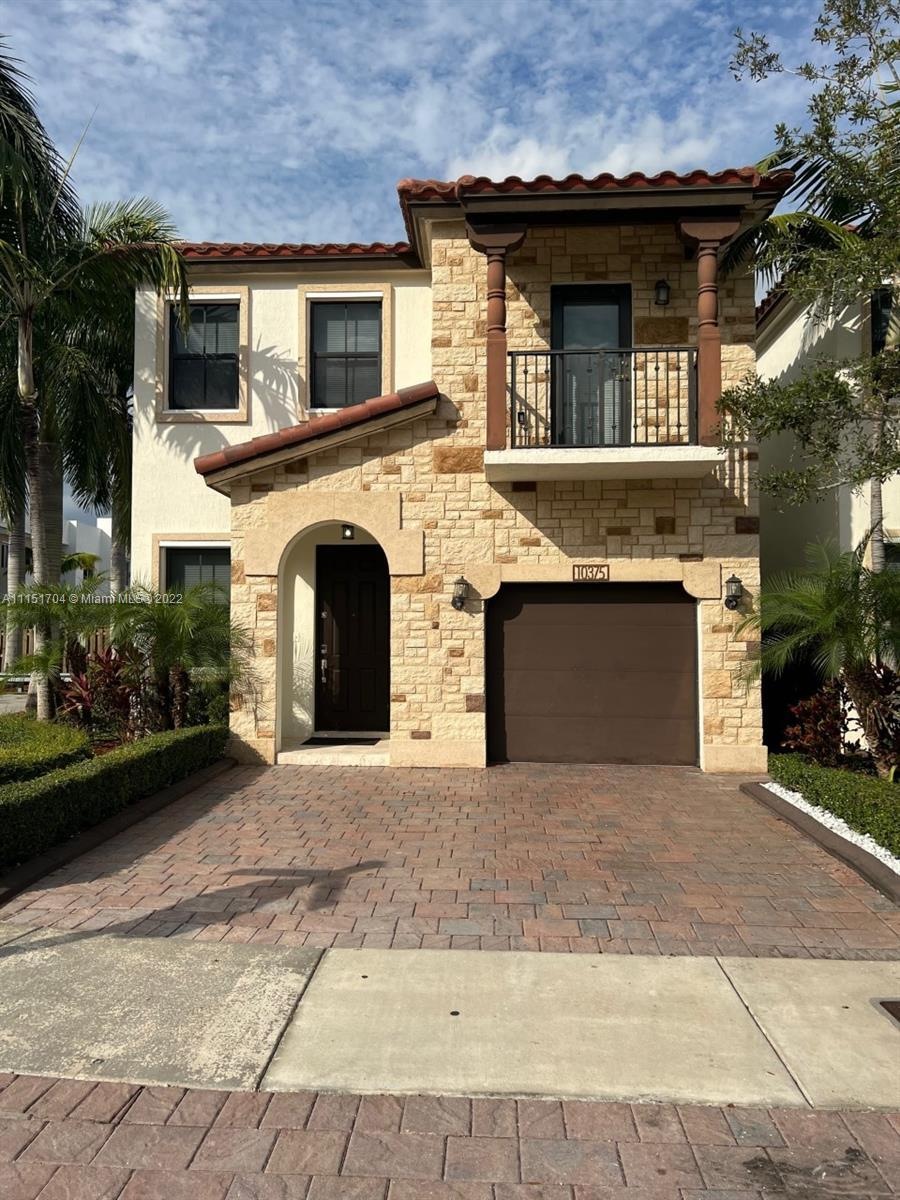 10375 NW 70th Ln unit 10375, Doral, FL 33178 - photo 1