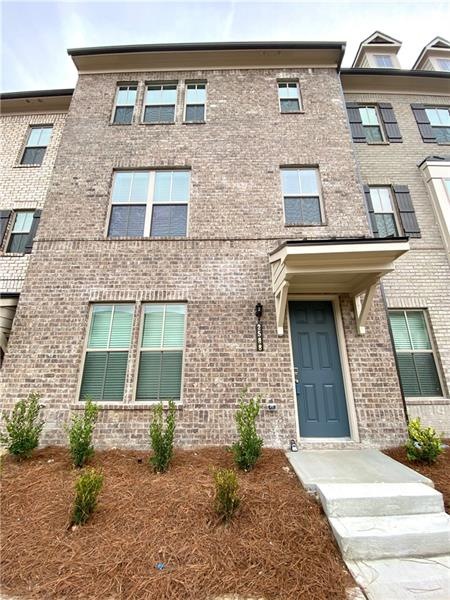 2588 Red Alder Aly, Doraville, GA 30360 - photo 1