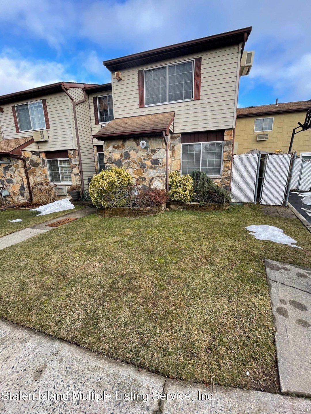 18A Fuller Ct, Staten Island, NY 10306 - photo 1