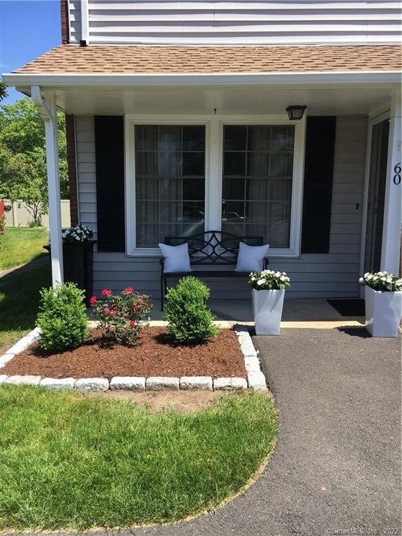 60 Greenwich Way, Milford, CT 06460 - photo 1