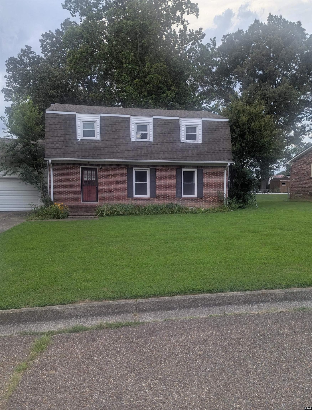 Under Contract $229,000