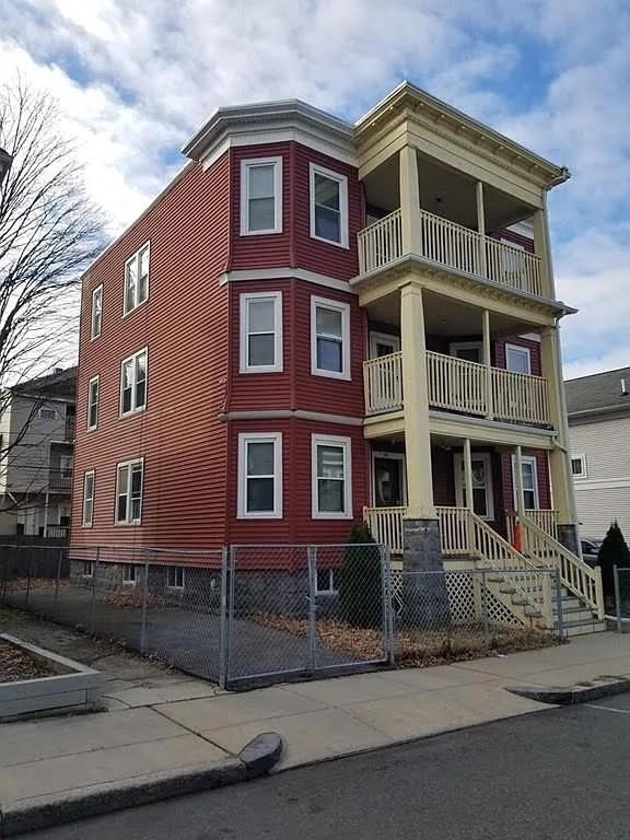 20 Wilcock St, Dorchester Center, MA 02124 - photo 1