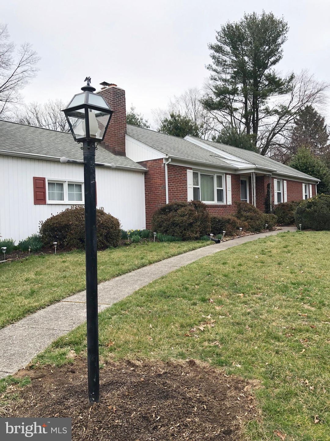 45 Sullivan Rd, Wayne, PA 19087 - photo 1