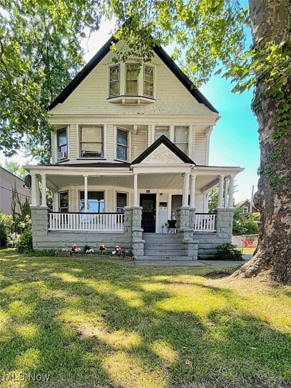 554 Eddy Rd, Cleveland, OH 44108 - photo 1