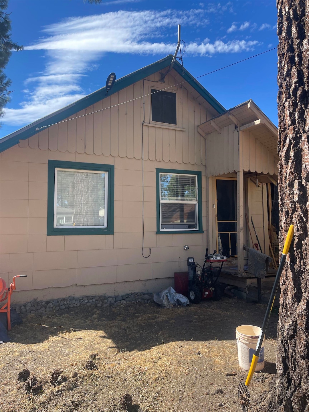 Under Contract $155,000 • Co-Listing Agent