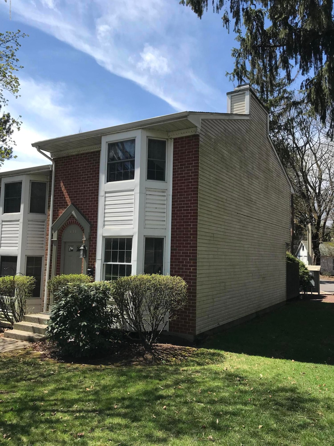 141 N 5th St, Stroudsburg, PA 18360 - photo 1