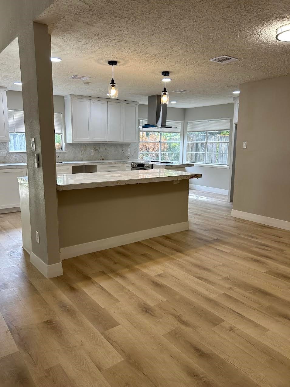 5802 Caruso Forest Dr, Houston, TX 77088 - photo 1