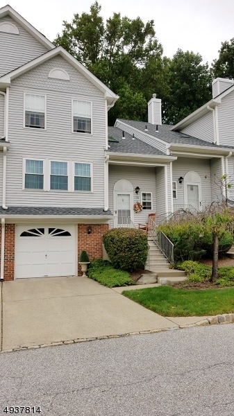 136 Wingate Dr, Hackettstown, NJ 07840 - photo 1