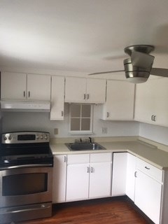 27 Merton Rd unit 2, Newport, RI 02840 - photo 1