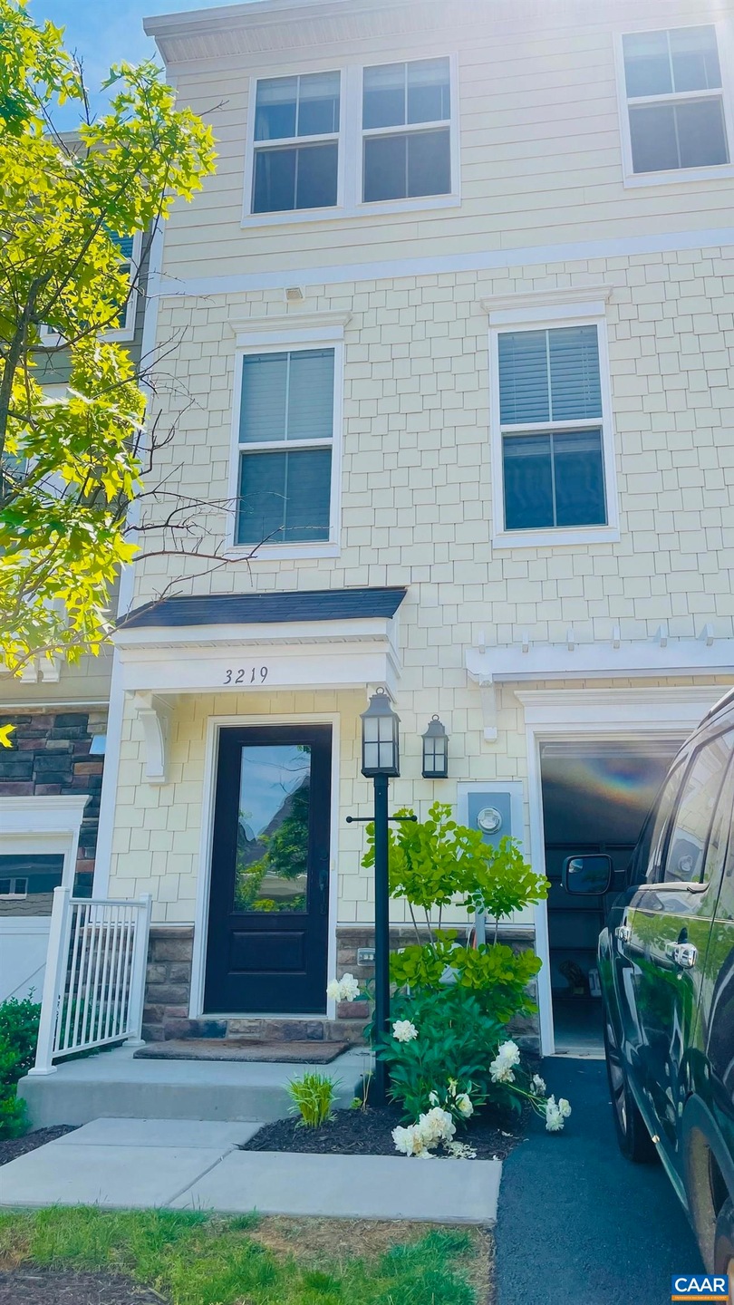 3219 Bergen St, Charlottesville, VA 22902 - photo 1